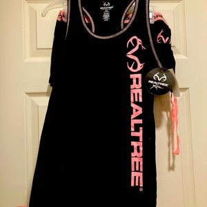 NWT Realtree Black & Pink Pajama Set